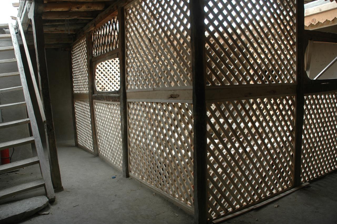 Serena Khaplu Palace Екстериор снимка